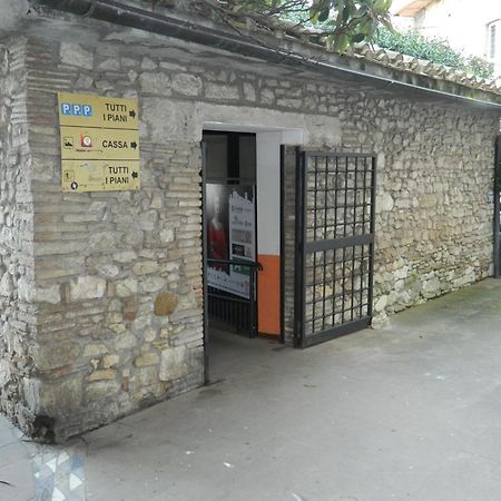 Casa Dell'Oliveto "Parcheggio Gratuito" Lägenhet Narni Exteriör bild
