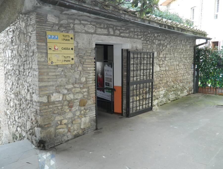 Casa Dell'Oliveto "Parcheggio Gratuito" Lägenhet Narni Exteriör bild