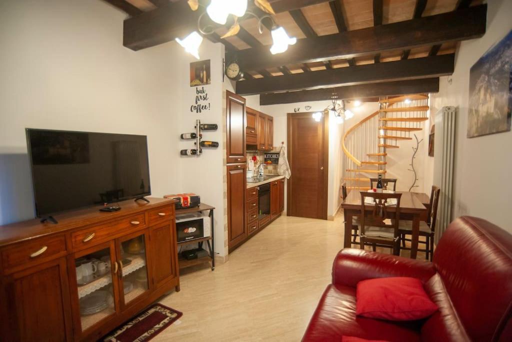 Casa Dell'Oliveto "Parcheggio Gratuito" Lägenhet Narni Exteriör bild