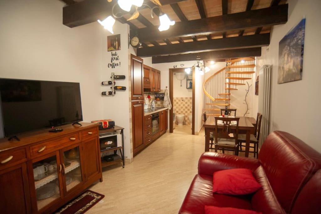 Casa Dell'Oliveto "Parcheggio Gratuito" Lägenhet Narni Exteriör bild