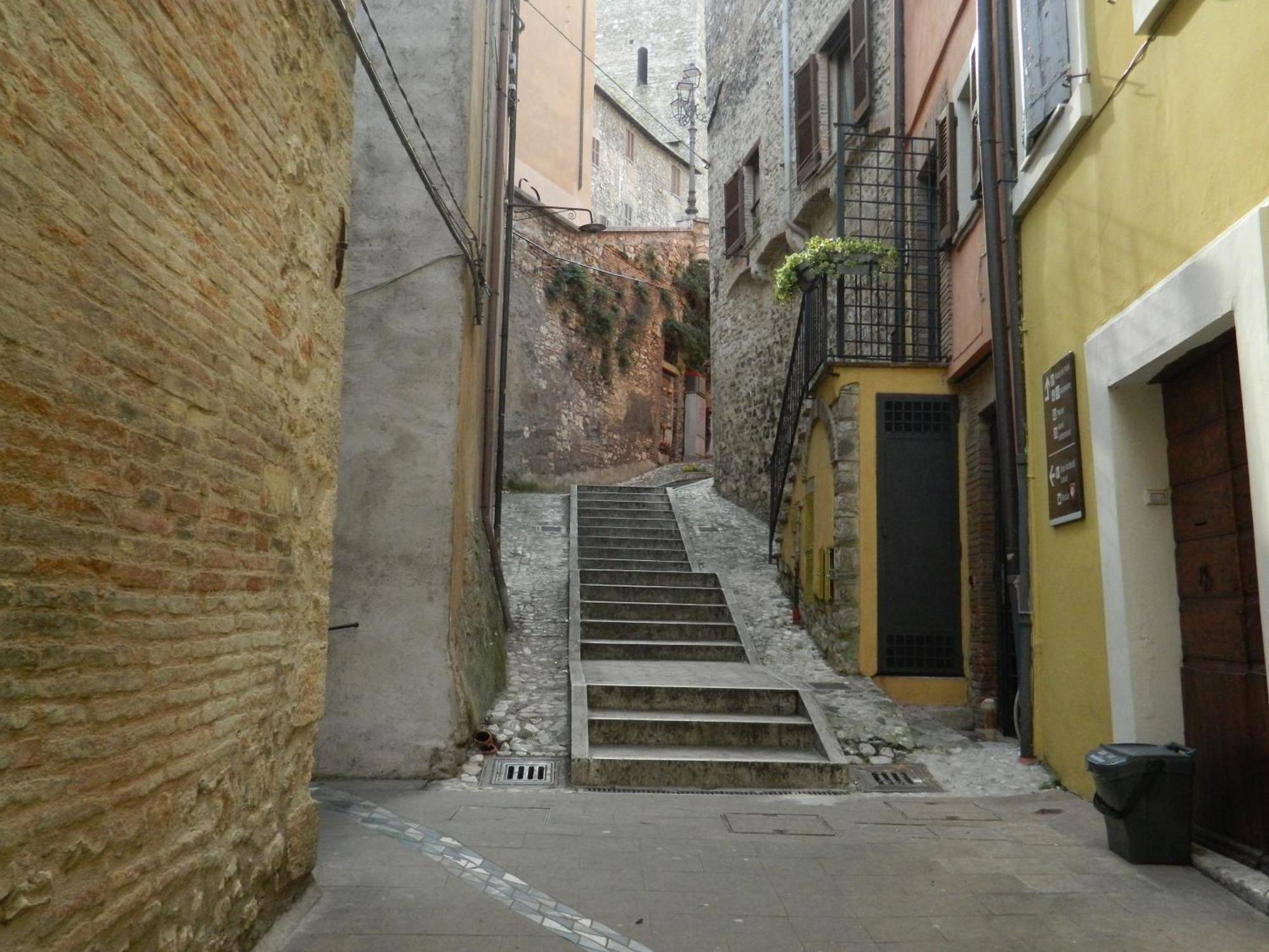 Casa Dell'Oliveto "Parcheggio Gratuito" Lägenhet Narni Exteriör bild